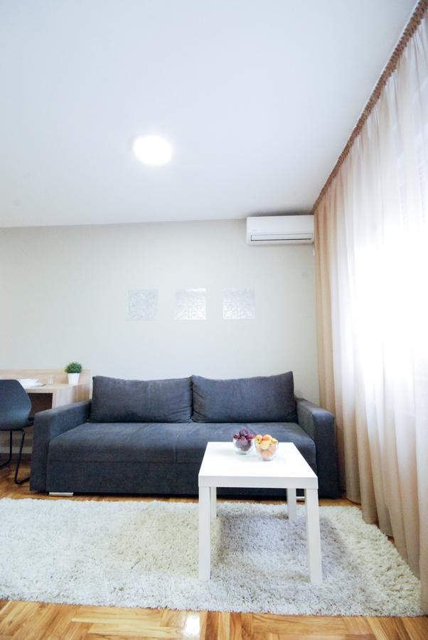 Tiara Apartment 2 Нови-Сад Экстерьер фото